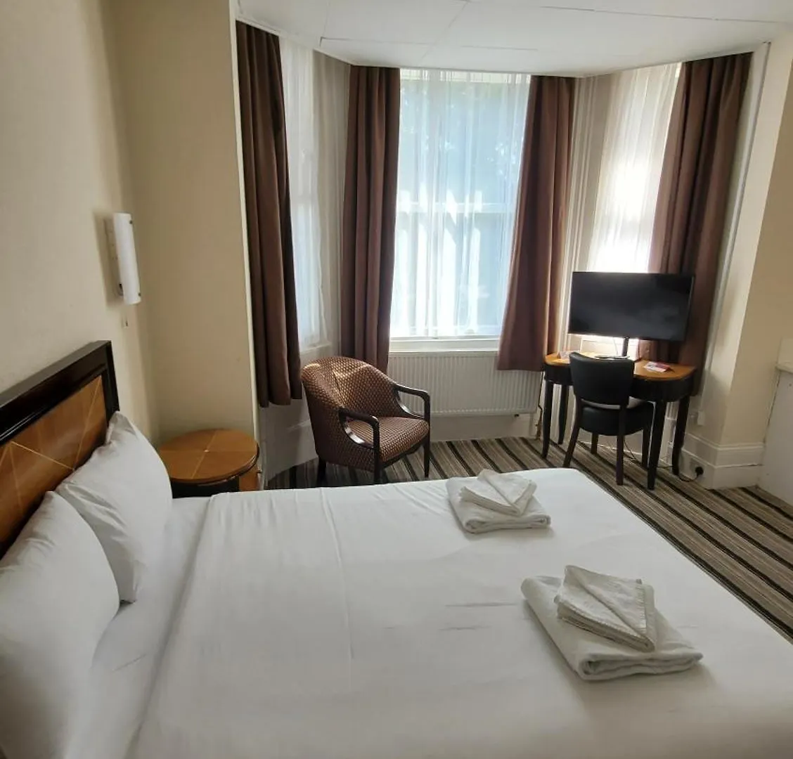 Heathlands Hotel Bournemouth